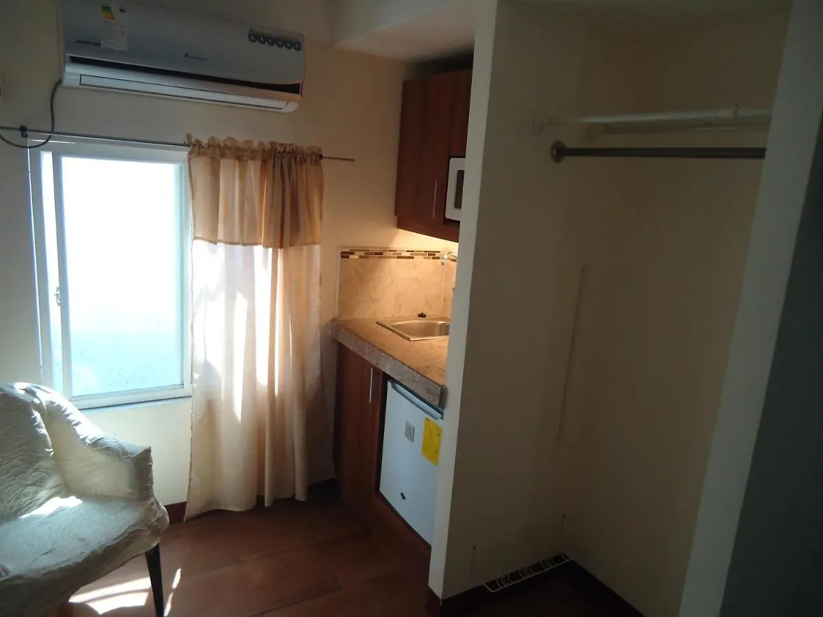 Habitación en casa particular SUITES Minimalistas Guayaquil